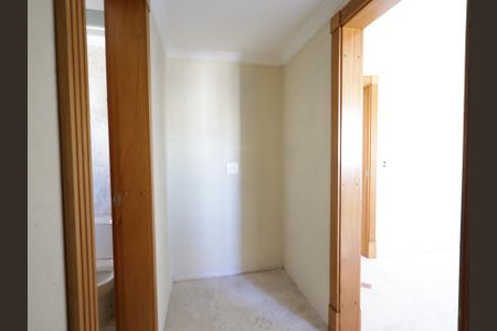 Apartamento à venda com 228m², 3 quartos e 6 vagasCloset da suíte 1