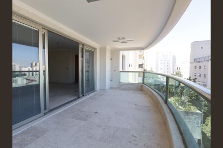 Apartamento à venda com 228m², 3 quartos e 6 vagasVaranda da Sala