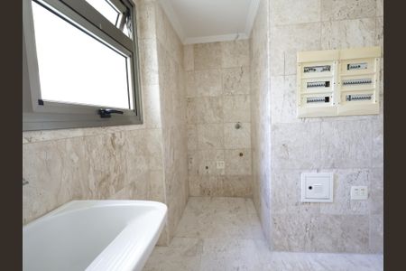 Apartamento à venda com 228m², 3 quartos e 6 vagasÁrea de Serviço