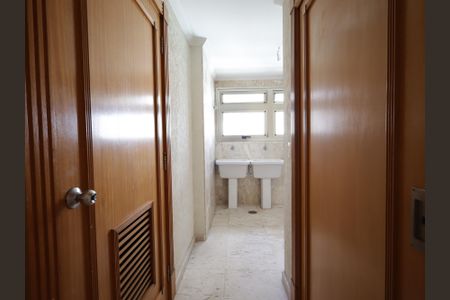 Apartamento à venda com 228m², 3 quartos e 6 vagasÁrea de Serviço