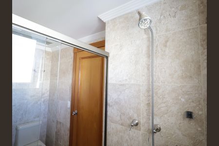 Apartamento à venda com 228m², 3 quartos e 6 vagasBanheiro da Suíte 1