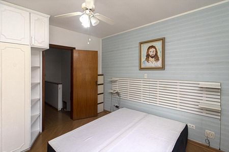 Casa à venda com 204m², 3 quartos e 2 vagasSuíte