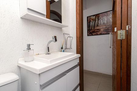 Casa à venda com 204m², 3 quartos e 2 vagasLavabo