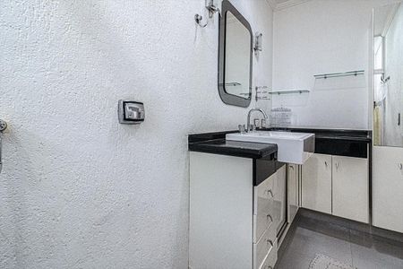 Casa à venda com 204m², 3 quartos e 2 vagasBanheiro Suíte