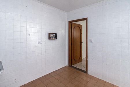 Casa à venda com 204m², 3 quartos e 2 vagasárea de serviço