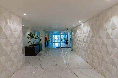 Apartamento à venda com 100m², 3 quartos e 2 vagas Apartamento à venda com 100m², 3 quartos e 2 vagasHall social