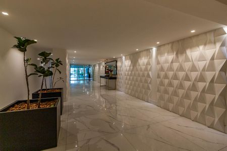 Apartamento à venda com 100m², 3 quartos e 2 vagas Apartamento à venda com 100m², 3 quartos e 2 vagasHall social