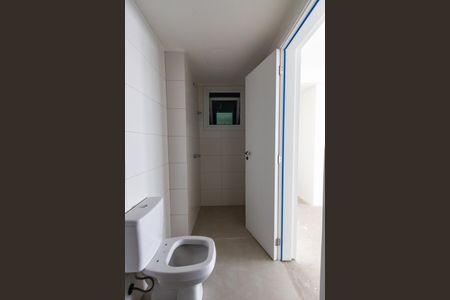 Apartamento à venda com 100m², 3 quartos e 2 vagas Apartamento à venda com 100m², 3 quartos e 2 vagasBanheiro da Suíte