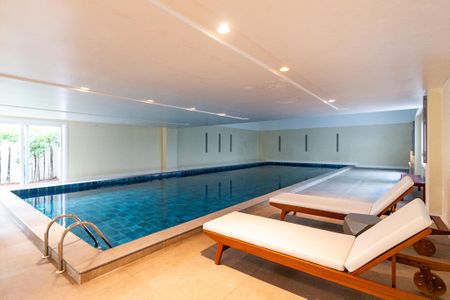 Apartamento à venda com 100m², 3 quartos e 2 vagas Apartamento à venda com 100m², 3 quartos e 2 vagasÁrea comum - Piscina