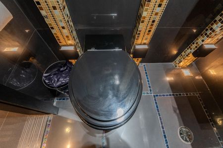 Apartamento à venda com 192m², 4 quartos e 2 vagas Apartamento à venda com 192m², 4 quartos e 2 vagasLavabo