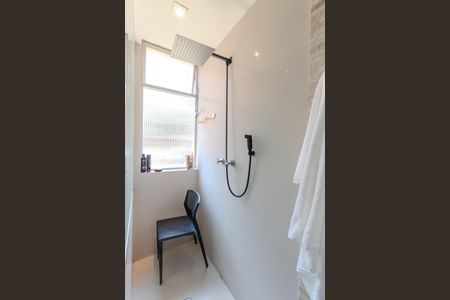 Apartamento à venda com 192m², 4 quartos e 2 vagas Apartamento à venda com 192m², 4 quartos e 2 vagasBanheiro da Suíte 1