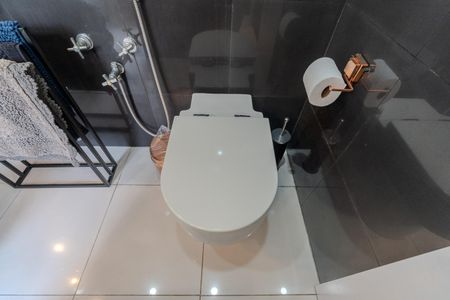 Apartamento à venda com 192m², 4 quartos e 2 vagas Apartamento à venda com 192m², 4 quartos e 2 vagasBanheiro da Suíte 1