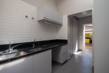 Casa para alugar com 550m², 5 quartos e 3 vagasCozinha