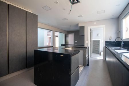 Casa para alugar com 550m², 5 quartos e 3 vagasCozinha