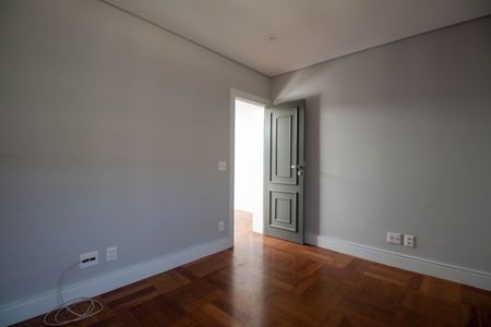 Casa para alugar com 550m², 5 quartos e 3 vagasQuarto 2