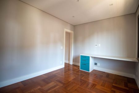 Casa para alugar com 550m², 5 quartos e 3 vagasQuarto 2