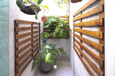 Casa à venda com 87m², 3 quartos e 2 vagasJardim de Inverno