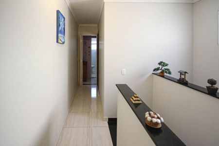 Casa à venda com 87m², 3 quartos e 2 vagasCorredor