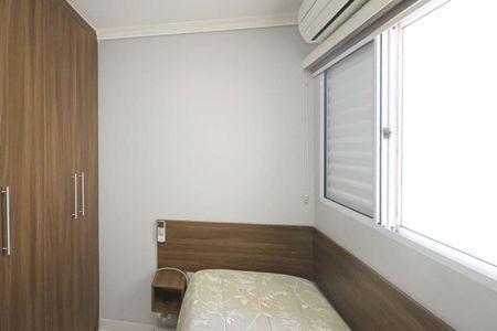 Casa à venda com 87m², 3 quartos e 2 vagasQuarto 02