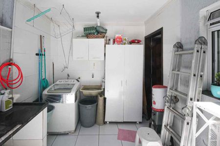 Casa à venda com 87m², 3 quartos e 2 vagasQuintal e Área de Serviço