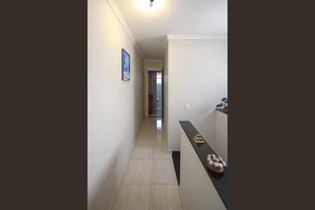 Casa à venda com 87m², 3 quartos e 2 vagasCorredor