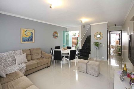 Casa à venda com 87m², 3 quartos e 2 vagasSala