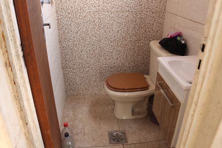 Casa à venda com 300m², 3 quartos e 6 vagasBanheiro de Serviço