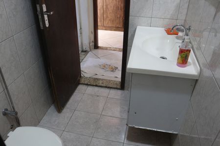 Casa à venda com 300m², 3 quartos e 6 vagasBanheiro