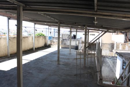 Casa à venda com 300m², 3 quartos e 6 vagasÁrea de Serviço