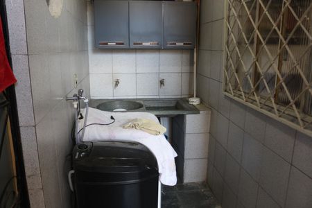 Casa à venda com 300m², 3 quartos e 6 vagasÁrea de Serviço