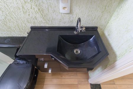 Casa para alugar com 180m², 3 quartos e 3 vagas Banheiro - Suíte 1