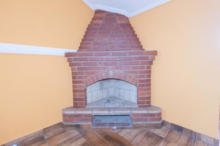 Casa para alugar com 180m², 3 quartos e 3 vagas - Sótão