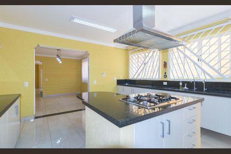 Casa para alugar com 180m², 3 quartos e 3 vagasCozinha