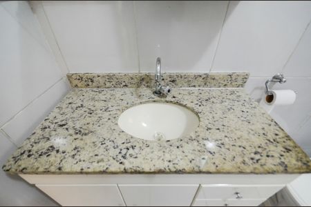 Apartamento à venda com 70m², 2 quartos e sem vagaBanheiro