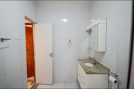 Apartamento à venda com 70m², 2 quartos e sem vagaBanheiro