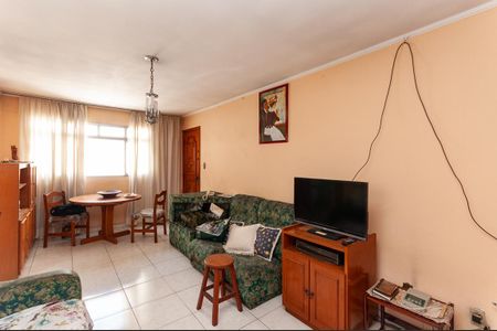 Apartamento à venda com 73m², 2 quartos e sem vagaSala