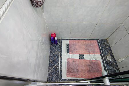 Casa de condomínio para alugar com 321m², 5 quartos e 4 vagas Casa de condomínio para alugar com 321m², 5 quartos e 4 vagasBanheiro da Suíte 3