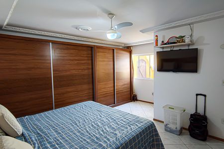 Casa de condomínio para alugar com 321m², 5 quartos e 4 vagas Casa de condomínio para alugar com 321m², 5 quartos e 4 vagasSuíte 3