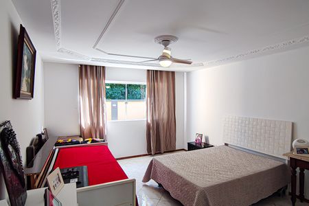 Casa de condomínio para alugar com 321m², 5 quartos e 4 vagas Casa de condomínio para alugar com 321m², 5 quartos e 4 vagasQuarto 2