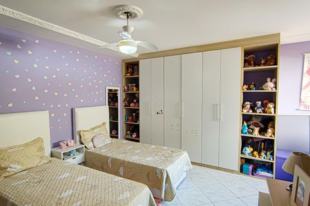 Casa de condomínio para alugar com 321m², 5 quartos e 4 vagas Casa de condomínio para alugar com 321m², 5 quartos e 4 vagasSuíte 2