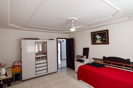 Casa de condomínio para alugar com 321m², 5 quartos e 4 vagas Casa de condomínio para alugar com 321m², 5 quartos e 4 vagasQuarto 2