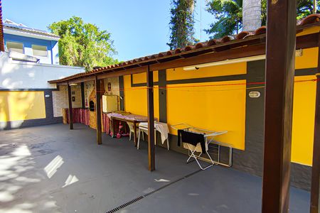 Casa de condomínio para alugar com 321m², 5 quartos e 4 vagas Casa de condomínio para alugar com 321m², 5 quartos e 4 vagasÁrea Comum