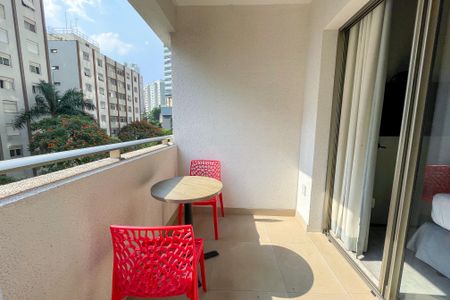 Studio para alugar com 24m², 1 quarto e sem vaga Studio para alugar com 24m², 1 quarto e sem vagaVaranda