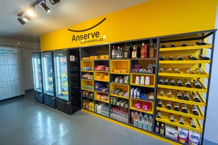 Studio para alugar com 24m², 1 quarto e sem vaga Studio para alugar com 24m², 1 quarto e sem vagaÁrea comum - Mercadinho