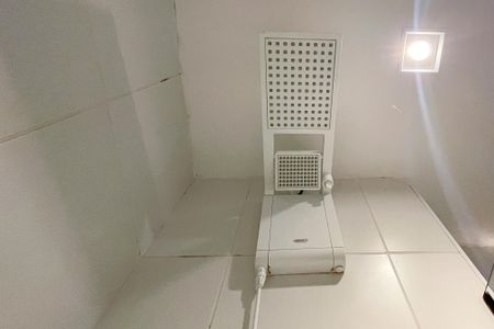 Studio para alugar com 24m², 1 quarto e sem vaga Studio para alugar com 24m², 1 quarto e sem vagaBanheiro