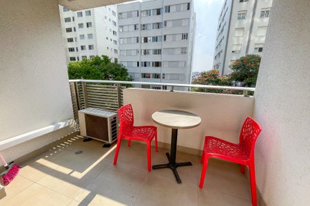 Studio para alugar com 24m², 1 quarto e sem vaga Studio para alugar com 24m², 1 quarto e sem vagaVaranda