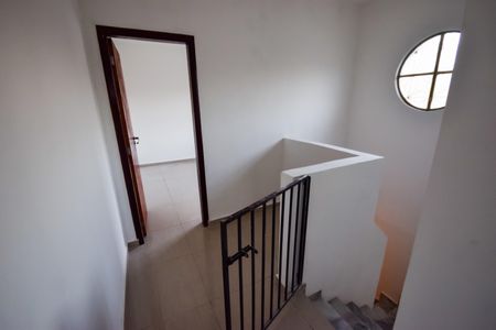 Casa de condomínio à venda com 100m², 3 quartos e sem vagaHall