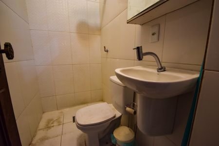 Casa de condomínio à venda com 100m², 3 quartos e sem vagaBanheiro Social (1º Andar)