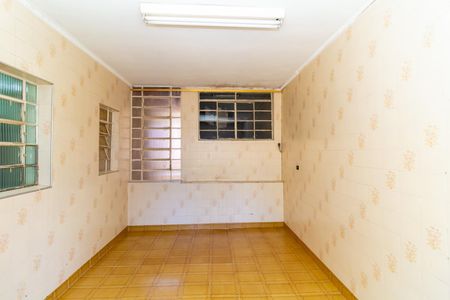 Casa à venda com 319m², 3 quartos e 4 vagasSala