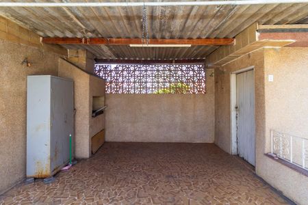 Casa à venda com 319m², 3 quartos e 4 vagasChurrasqueira